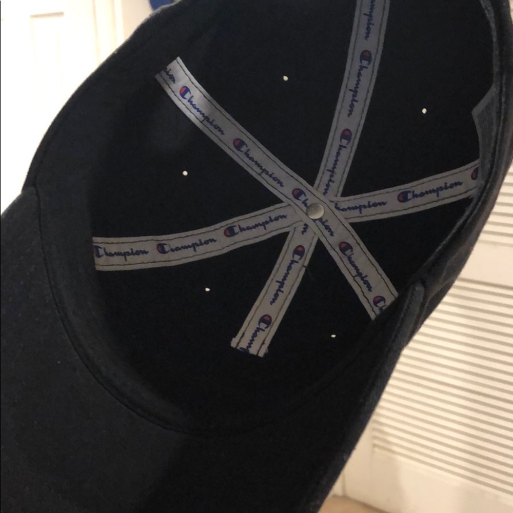 Baseball cap - Picture 3 of 3